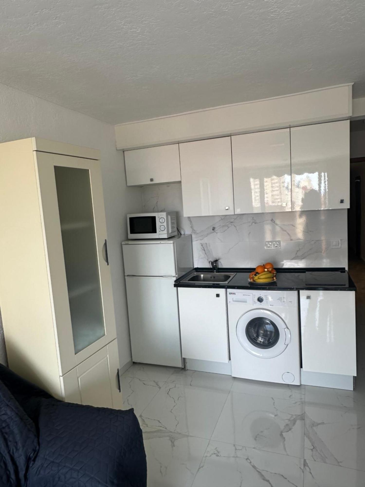 Plaimon Apartamento - Estudio Бенидорм Экстерьер фото